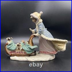 Vintage 1991 Lladro Playful Push Winter Eskimo Dogs Sleigh Christmas 12234