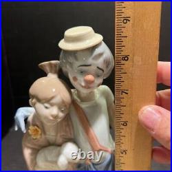 Vintage 2000 Lladro Pals Forever Figurine #7686 Girl Clown Poodle Dog 8.75