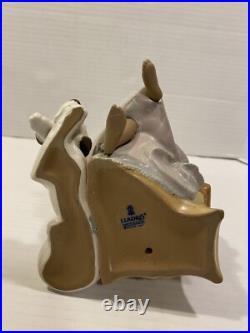Vintage LLadro Chit Chat Porcelain Girl Dog Figurine #12310 With Box RETIRED