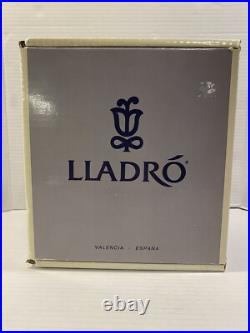 Vintage LLadro Chit Chat Porcelain Girl Dog Figurine #12310 With Box RETIRED