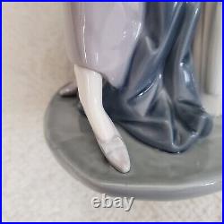 Vintage Lladro 5174 Couplet Lady 1920s Flapper Girl with Dog Porcelain Figure