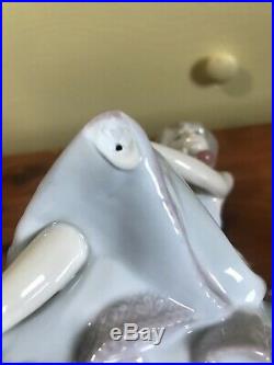 Vintage Lladro Chit Chat Girl with Dalmatian Dog #5466 EUC 1987 BEST OFFER