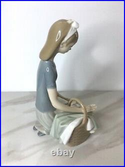 Vintage Lladro Dove on Lap Girl with Picnic Basket Figurine #4909 Francisco Catala