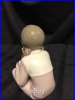 Vintage Lladro Figurine Don't Be Impatient #8033 Girl With Book On Lap & Dog