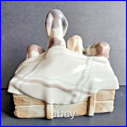 Vintage Lladro Four Beagle Puppies Dogs In Basket With Blanket # 0131 Retired