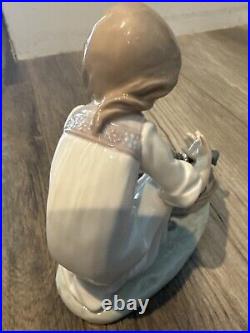 Vintage Lladro, Joy In A Basket 5595 No Box Or COA, Great Pre Owned Condition