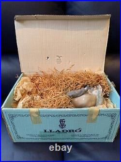 Vintage Lladro Porcelain Figure Sea Fever 5166 Retired Boy Sail Boat Dog with Box
