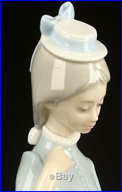 Vintage Lladro Woman Walking The Dog 4893 Retired Porcelain Figurine Mint