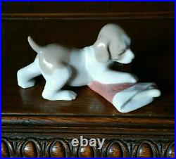 Vintage Nao By Lladro Puppy Christmas Dog Stocking Mint Condition