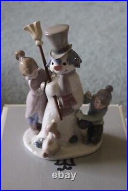 Vintage Retired Lladro 5713 Snowman Boy, Girl & Dog In Snow Porcelain Figurine