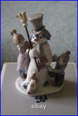 Vintage Retired Lladro 5713 Snowman Boy, Girl & Dog In Snow Porcelain Figurine