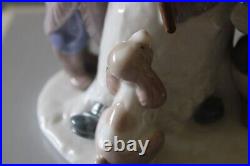 Vintage Retired Lladro 5713 Snowman Boy, Girl & Dog In Snow Porcelain Figurine