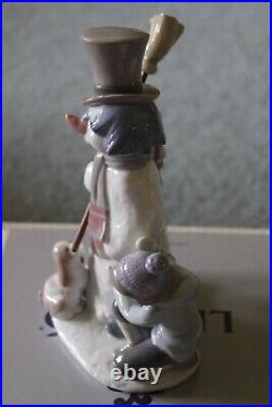 Vintage Retired Lladro 5713 Snowman Boy, Girl & Dog In Snow Porcelain Figurine