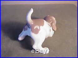 Vintage Retired Lladro Porcelain Pouncing Beagle Puppy Dog Figurine #1070