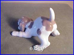 Vintage Retired Lladro Porcelain Pouncing Beagle Puppy Dog Figurine #1070