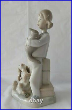 Vtg LLADRO Porcelain Girl Figurine With Dog & Cat S. L. T'ANG 1960's Spain