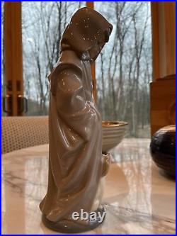 Vtg NAO Lladro Porcelain Figurine Statue Cloaked Boy with Dog 10.25 Beautiful