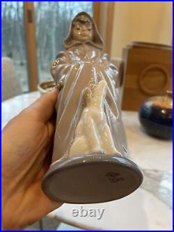 Vtg NAO Lladro Porcelain Figurine Statue Cloaked Boy with Dog 10.25 Beautiful