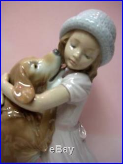 Warm Welcome Girl With Dog Porcelain Figurine By Lladro 6903